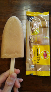 「リプトン リプトンティーアイス タピオカミルクティー味 袋85ml」のクチコミ画像 by あんじゅろぜさん