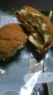 「Pasco 濃厚味わい エスプレッソメロンパン 袋1個」のクチコミ画像 by あこぷんさん