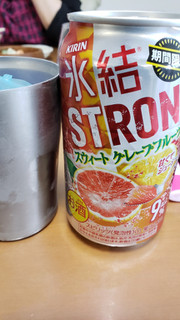 「KIRIN 氷結 STRONG スウィートグレープフルーツ 缶350ml」のクチコミ画像 by 小梅ママさん