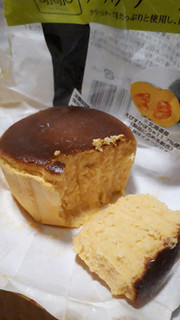 「イーストナイン 直火焼バスクチーズケーキ 袋1個」のクチコミ画像 by レビュアーさん