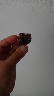 「マツモトキヨシ プロテインバー チョコレート ビターチョコレート味 袋36g」のクチコミ画像 by ぴのこっここさん