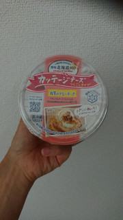 「雪印メグミルク 北海道100 カッテージチーズ うらごしタイプ カップ200g」のクチコミ画像 by ぴのこっここさん