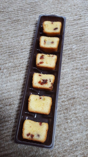 「ブルボン ⼤⼈プチ クランベリーチーズケーキ 袋6個」のクチコミ画像 by レビュアーさん