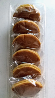 「八昇製菓 どら焼き 袋6個」のクチコミ画像 by レビュアーさん