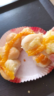 「ミスタードーナツ ポン・デ・ちぎりパン 3種のチーズ」のクチコミ画像 by レビュアーさん