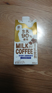 「森乳業 わたぼく ミルクコーヒー ノンスイート パック300ml」のクチコミ画像 by ぴのこっここさん