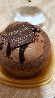 「ローソン Uchi Cafe’ SWEETS×GODIVA ショコラドーム ヴァニーユ」のクチコミ画像 by haruuuさん