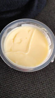 「雪印メグミルク たっぷりおいしい なめらかプリン カップ180g」のクチコミ画像 by レビュアーさん