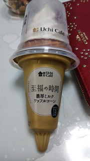 「ローソン Uchi Cafe’ SWEETS 濃厚ミルクワッフルコーン ジャージー牛乳使用 180ml」のクチコミ画像 by なんやかんやさん