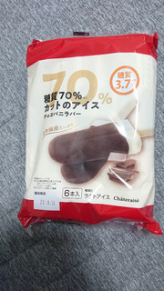 「シャトレーゼ 糖質70％カットのアイス チョコバニラバー 1本」のクチコミ画像 by ぴのこっここさん