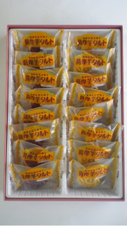 「山福製菓 薩摩芋タルト 箱8個」のクチコミ画像 by キックンさん