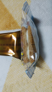 「シュガーバターの木 シュガーバターサンドの木」のクチコミ画像 by やっぺさん
