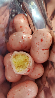 「セブンプレミアム いちごコーンチョコ 袋44g」のクチコミ画像 by レビュアーさん