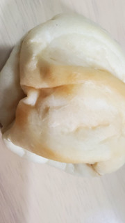 「イオン カンテボーレ 米粉のロールパン 国産米粉使用」のクチコミ画像 by レビュアーさん