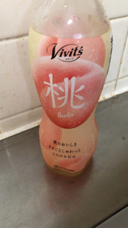 「伊藤園 Vivit’s 桃 Soda ペット450ml」のクチコミ画像 by なでしこ5296さん