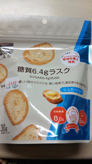 「マツキヨココカラ＆カンパニー matsukiyo LAB 糖質6.4gラスク シュガーバター 袋30g」のクチコミ画像 by なんやかんやさん