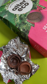 「アイハーブ オーガニック シーソルトトリュフ ダークチョコレート 120g」のクチコミ画像 by minorinりん さん