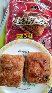 「ヤマザキ BAKE ONE つぶあんデニッシュ 袋4個」のクチコミ画像 by minorinりん さん