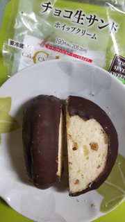 「セブン-イレブン チョコ生サンド ホイップクリーム 1個」のクチコミ画像 by minorinりん さん
