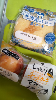 「神戸屋 しっとりチーズケーキマフィン 2個」のクチコミ画像 by minorinりん さん