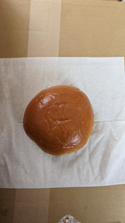 「ファミリーマート ファミマルPREMIUM とろけるたっぷりクリームパン」のクチコミ画像 by Monakaさん