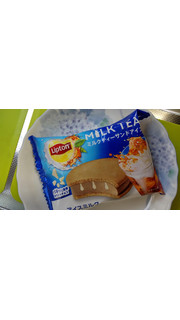 「リプトン ミルクティーサンドアイス 袋75ml」のクチコミ画像 by minorinりん さん