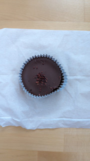 「ファミリーマート ファミマルSweets 濃厚なめらかショコラケーキ」のクチコミ画像 by Monakaさん