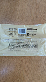 「ファミリーマート ファミマルBakery バターチキンカレーのナン」のクチコミ画像 by Monakaさん