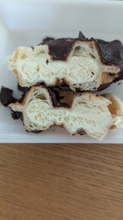 「ファミリーマート 冷やして食べるクロッフル カスタードクリーム入り」のクチコミ画像 by Monakaさん