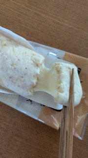 「ファミリーマート トルティーヤ ハム＆濃厚チーズ」のクチコミ画像 by Monakaさん