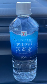 「セブンプレミアム からだにうるおう アルカリ天然水 ペット500ml」のクチコミ画像 by レビュアーさん