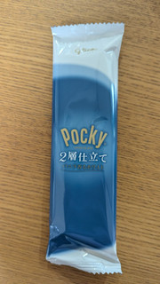 「江崎グリコ ポッキー2層仕立て バニラ香るホワイト 箱2袋」のクチコミ画像 by Monakaさん