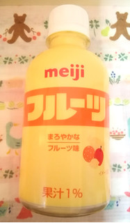 「明治 フルーツ ペット200ml」のクチコミ画像 by ちるおこぜさん