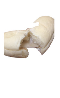 「ローソン もっちりとした白いコッペパン 黒蜜きなこ 求肥入」のクチコミ画像 by STOneSTARさん