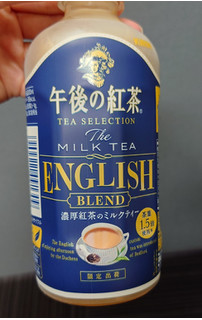 「KIRIN 午後の紅茶 TEA SELECTION ザ ミルクティー イングリッシュブレンド ペット400ml」のクチコミ画像 by ももたろこさん