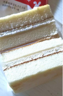 「Pasco ＃禁断の雪見トーストみたいなケーキ 袋1個」のクチコミ画像 by シロですさん