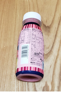 「日清食品 完全メシ ベリースムージー ボトル235ml」のクチコミ画像 by みにぃ321321さん