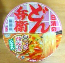 「日清のどん兵衛 旨辛 酸辣湯うどん カップ100g」のクチコミ画像 by おたまじゃくしははさん