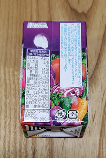 「カゴメ 鉄分たっぷり 超濃縮 野菜一日これ一本 プルーンミックス パック125ml」のクチコミ画像 by みにぃ321321さん