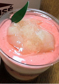 「シャトレーゼ 白桃のカップデザート」のクチコミ画像 by おうちーママさん