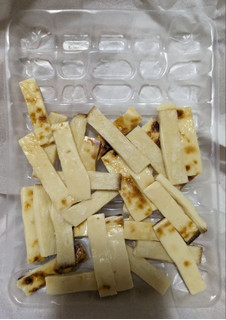 「長谷食品 焼きたらチーズ 袋40g」のクチコミ画像 by もぐちゃかさん