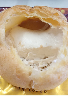 「モンテール 小さな洋菓子店 イタリアマロンのシュークリーム 袋1個」のクチコミ画像 by ﾎﾉﾎﾉさん