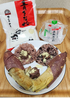 「ニューデイズ 赤飯おこわおにぎり」のクチコミ画像 by みにぃ321321さん