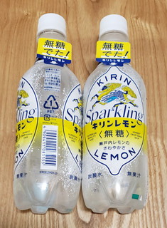 「KIRIN キリンレモン スパークリング 無糖 ペット450ml」のクチコミ画像 by みにぃ321321さん