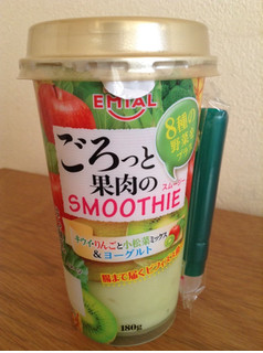 「安曇野食品工房 EMIAL（エミアル） ごろっと果肉のSMOOTHIE キウイ・りんごと小松菜ミックス＆ヨーグルト 180g」のクチコミ画像 by レビュアーさん