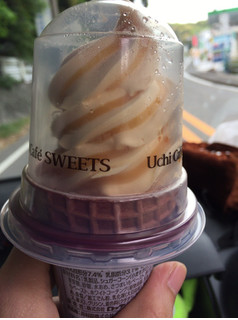 「ローソン Uchi Cafe’ SWEETS 安納芋ワッフルコーン」のクチコミ画像 by kina子いもさん