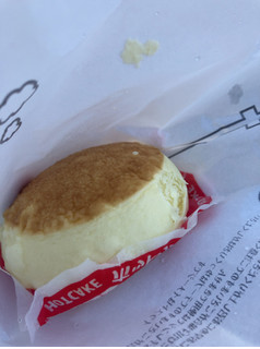 「ファミリーマート 森永製菓監修 バター香る ホットケーキまん」のクチコミ画像 by なでしこ5296さん