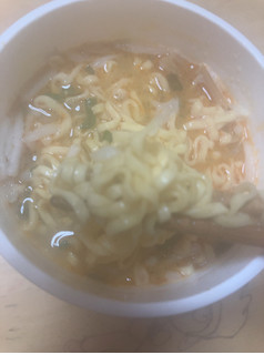 「日清食品 HIKAKIN PREMIUM みそきん 濃厚味噌ラーメン」のクチコミ画像 by なでしこ5296さん