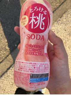 「伊藤園 とろける桃ソーダ ペット450ml」のクチコミ画像 by なでしこ5296さん