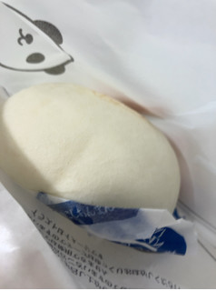 「ファミリーマート 北海道産小豆のこしあんまん ごま風味」のクチコミ画像 by なでしこ5296さん